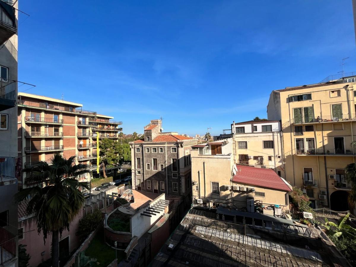 Soleluna Aeroporto di Catania Fontana Rossa Esterno foto